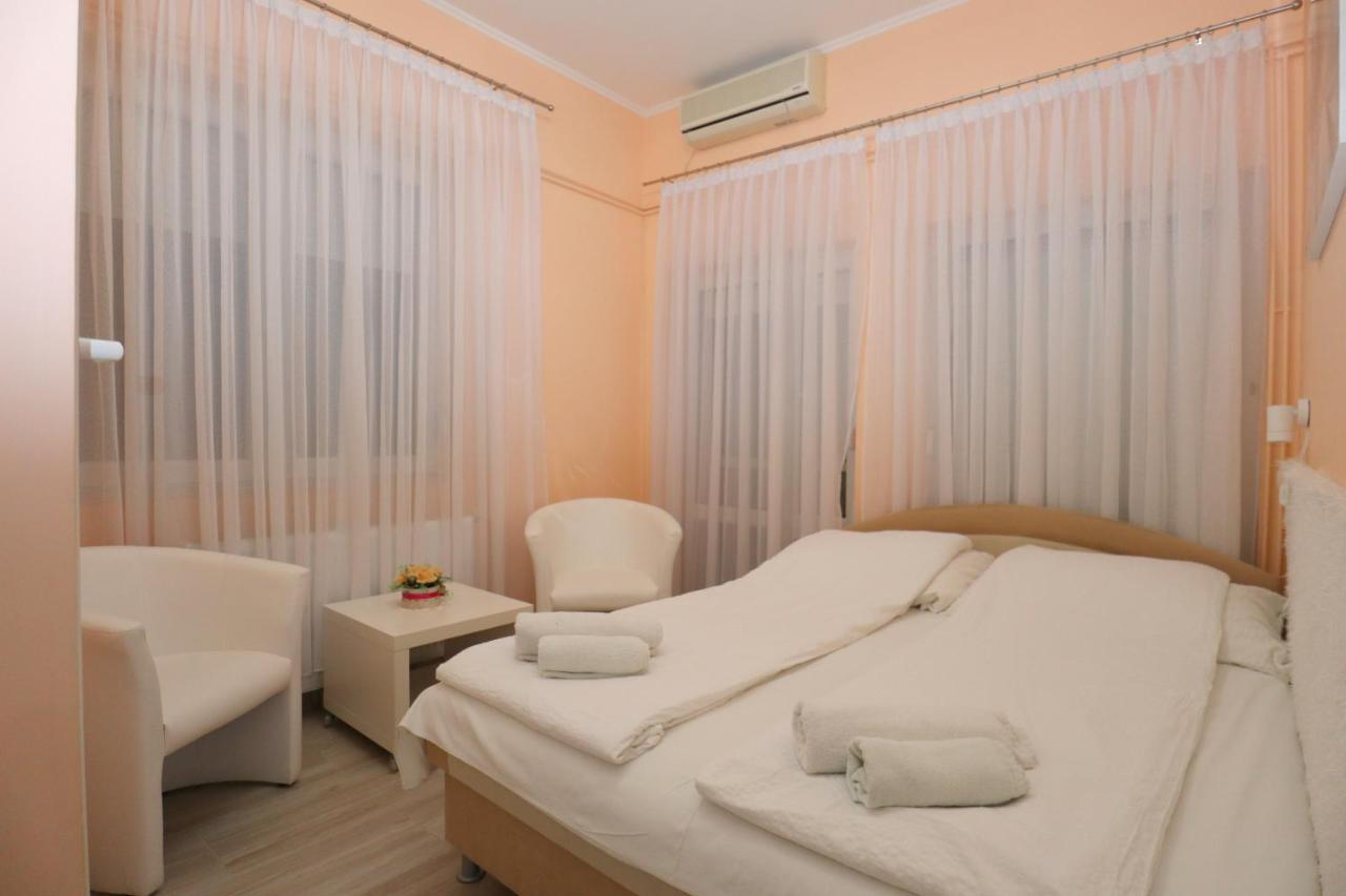 Anna Vendeghaz Bed & Breakfast Szeged Luaran gambar