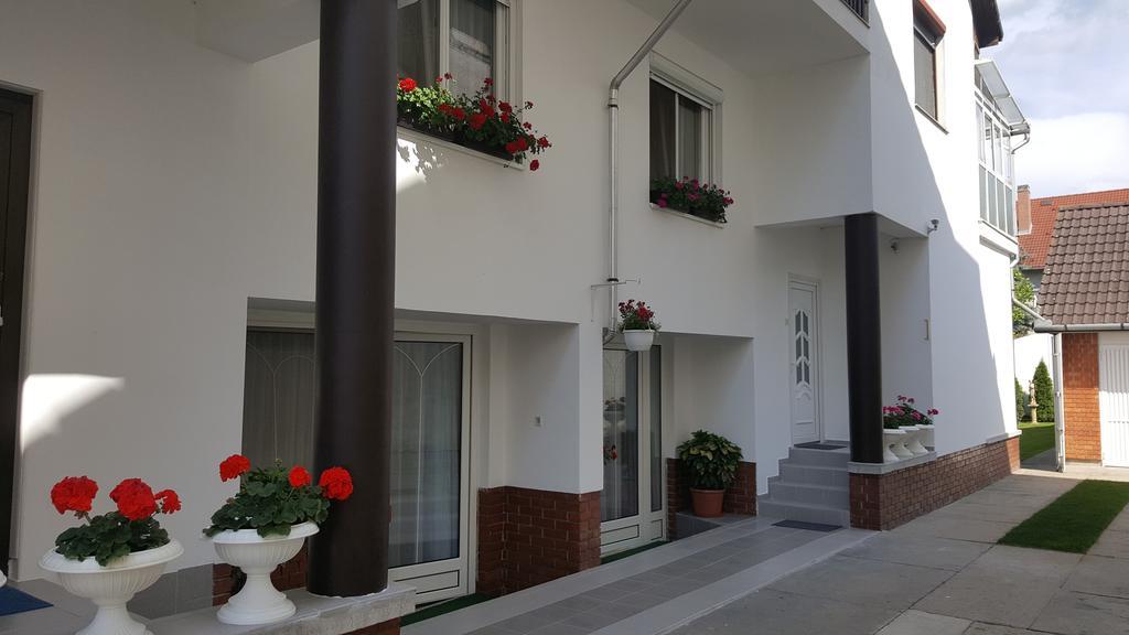 Anna Vendeghaz Bed & Breakfast Szeged Luaran gambar